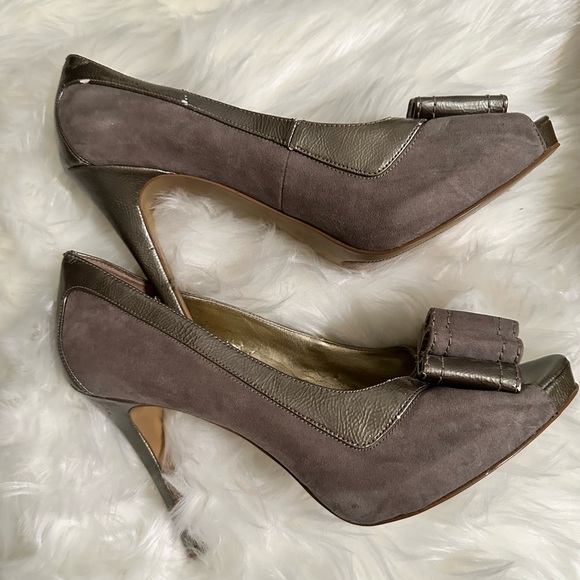 Metallic Heels - Picture 3 of 8